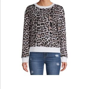 NEW COZY Cheetah print sweatshirt 2XL